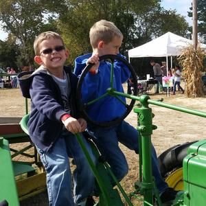 Meet your Posher, Crystal